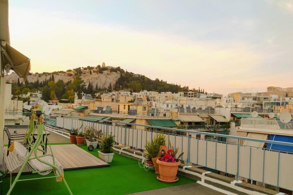 Rooftop Studio, Acropolis View! アテネ エクステリア 写真