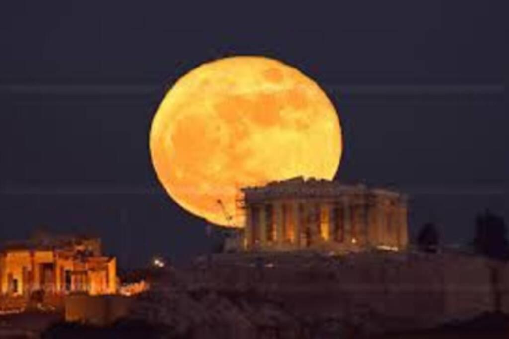Rooftop Studio, Acropolis View! アテネ エクステリア 写真